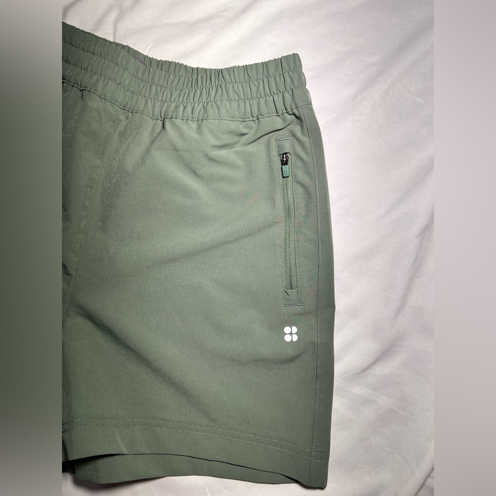 Sweaty Betty High Rise Summit Hiking Short | S NWT - Picture 3 of 7